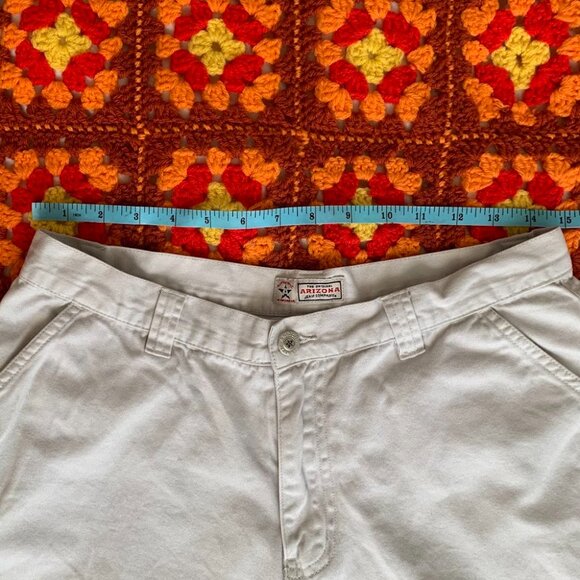 White Arizona Shorts - Picture 4 of 5